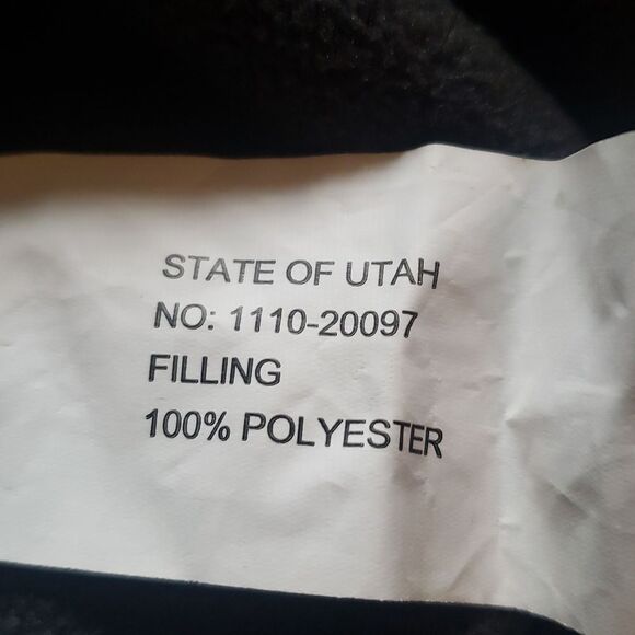 Men’s Outdoor Life Insulated Hooded Jacket – Red/Black, Size L, Winter Essential - Picture 5 of 7